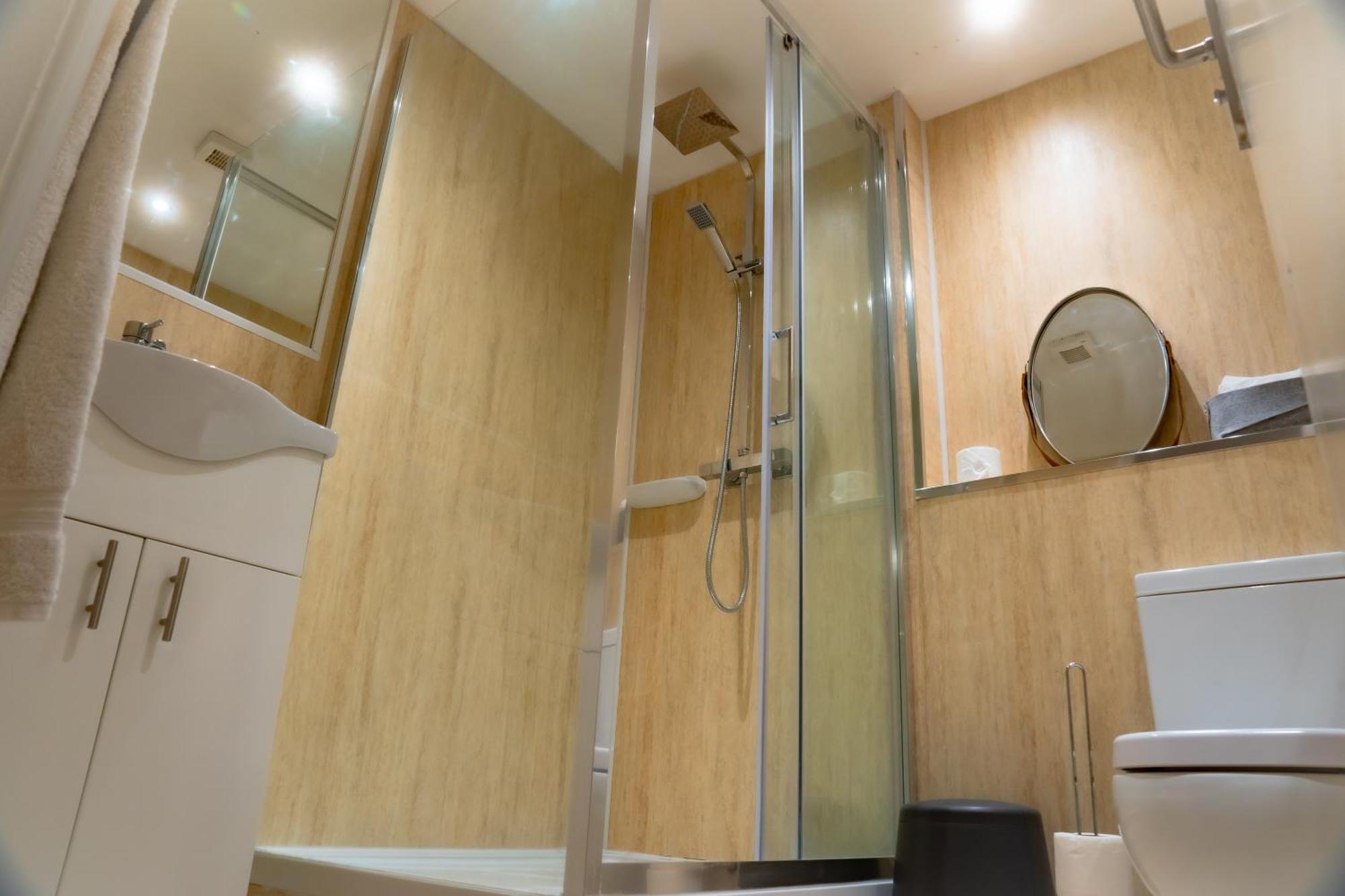 Loft Style Apartment Near O2, Abba Voyage, Excel ロンドン エクステリア 写真