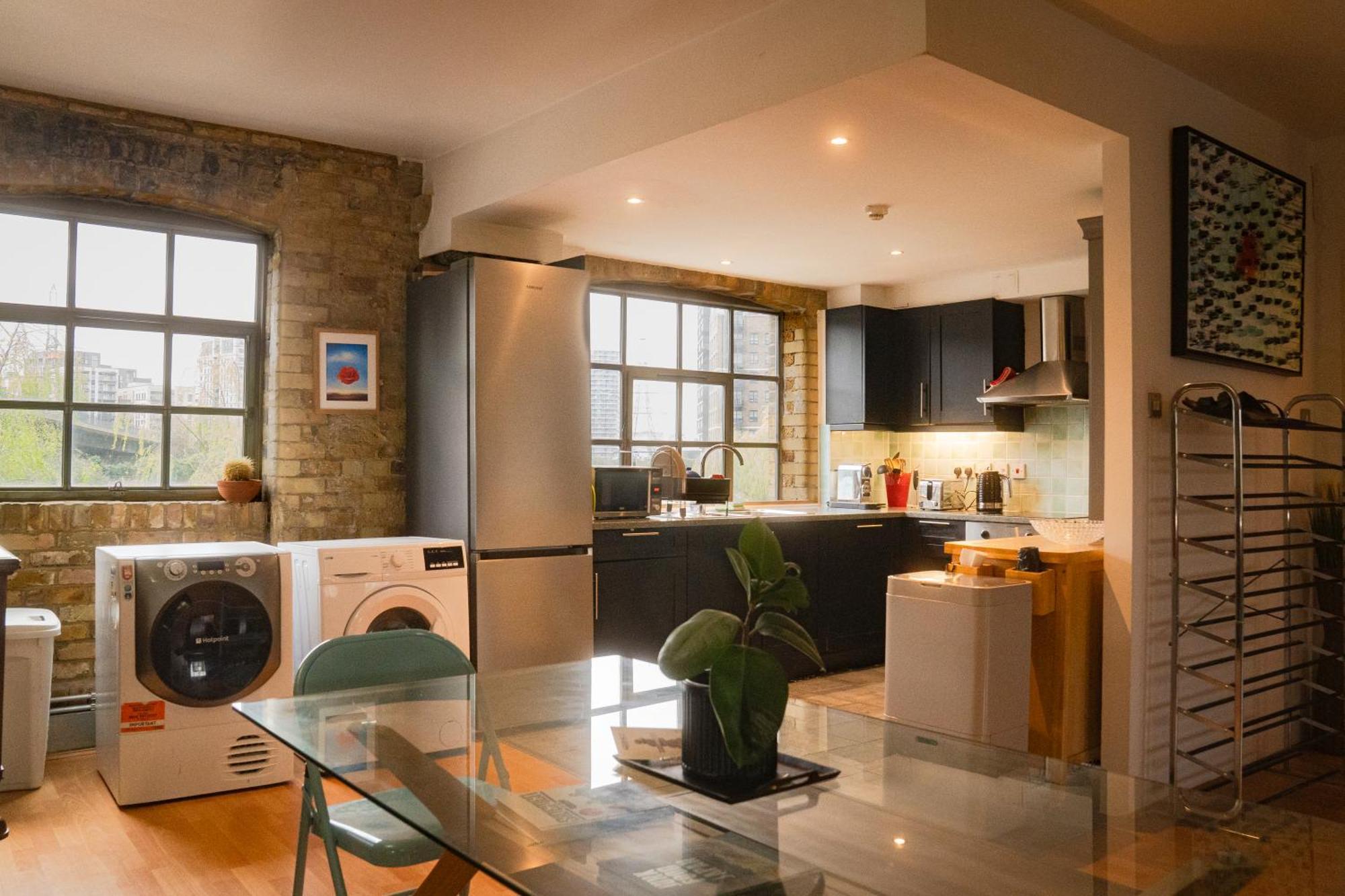 Loft Style Apartment Near O2, Abba Voyage, Excel ロンドン エクステリア 写真